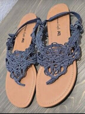 American Eagle Outfitters blue denim macrame boho sandals Size 8 NEW